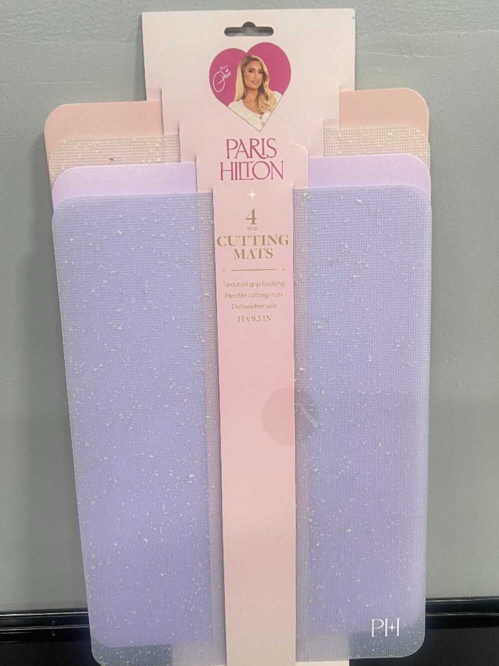 Paris Hilton 4 Piece Flexible Cutting Mats NWT